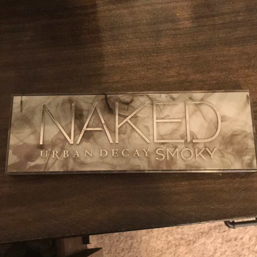 Urban decay naked smoky eye palette